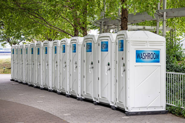 Best Luxury portable toilet rental  in Hohenwald, TN